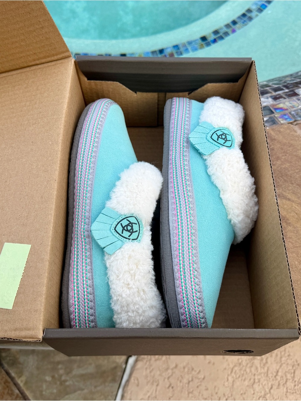 Ariat Women’s Aqua Slip-On Fleece-Lined Slippers